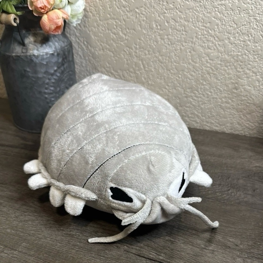 New Monterey Bay Aquarium 12" Giant Isopod Plush Deep Sea Collection Animal Gray